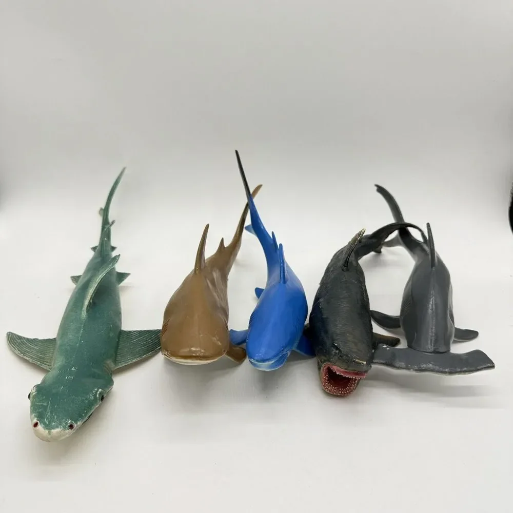 Unbranded Lot Of Large Plastic Sharks Educational Zoo Animals Ocean Life Vintage